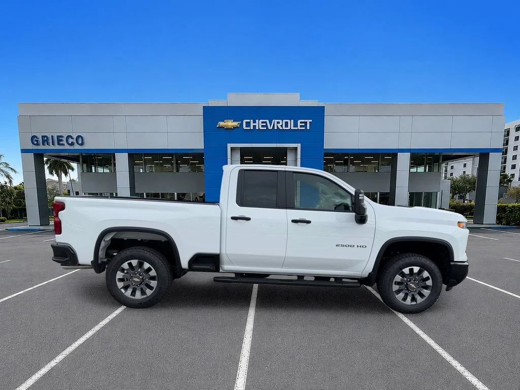 New 2026 Summit White Chevrolet Custom image 8