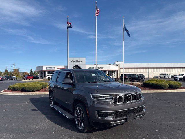 2022 Jeep Wagoneer
