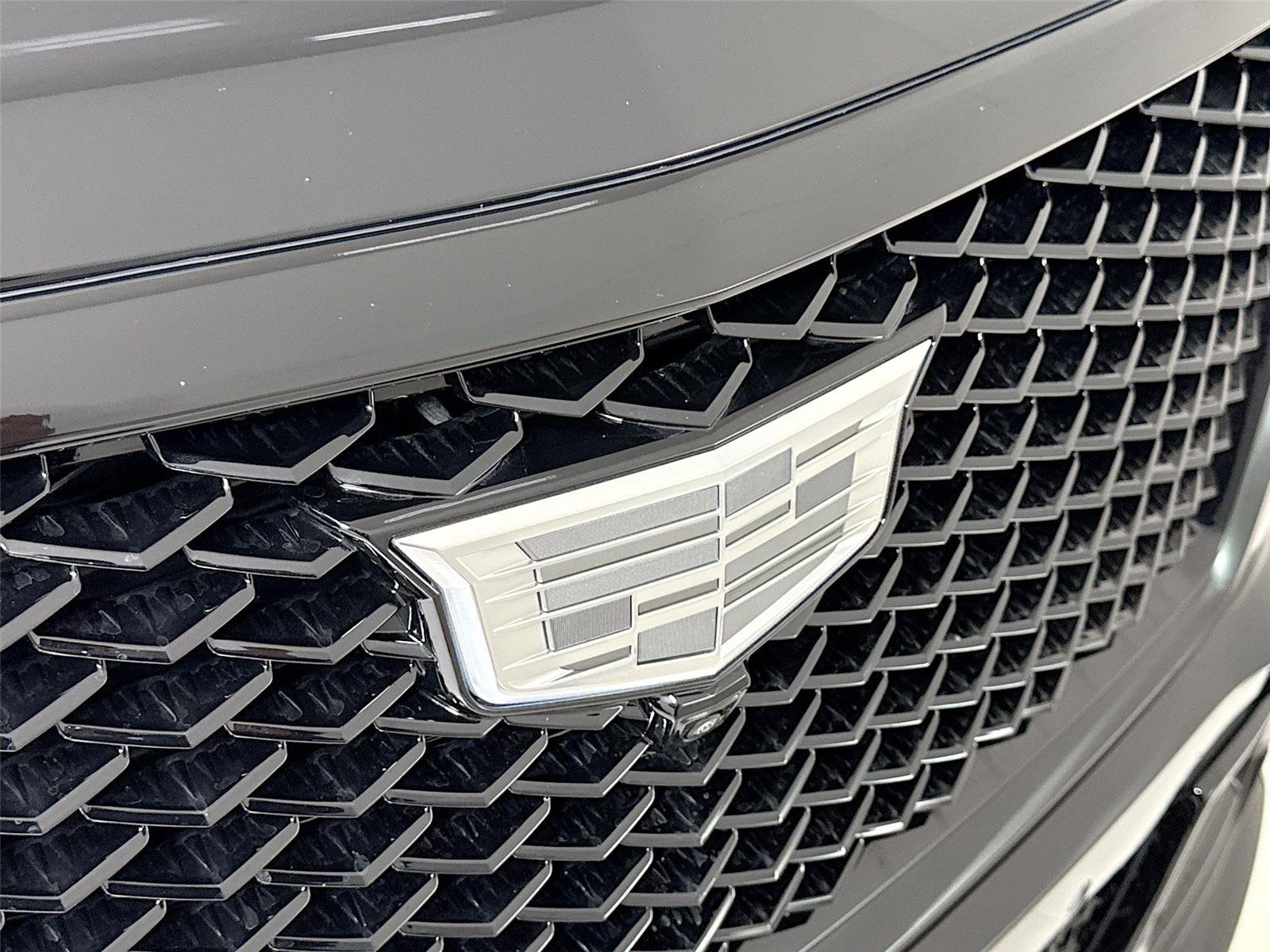 Used 2026 Black Raven Cadillac AWD V-Series | ONYX Pkg | Heated/Vented Seats image 38