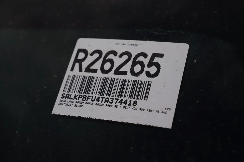 New 2026 Santorini Black Land Rover SE image 41