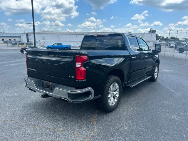 Used 2019 Black Chevrolet LTZ image 4