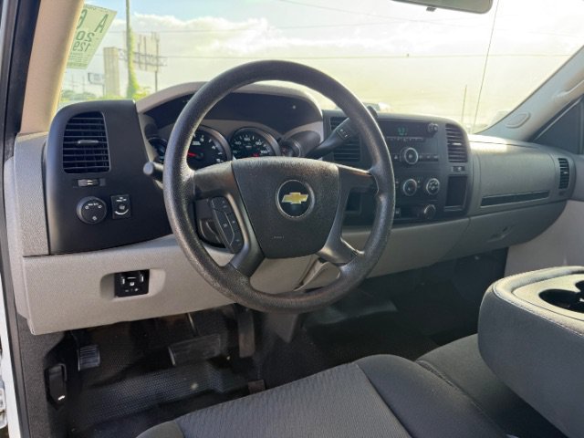 Used 2013 Summit White Chevrolet Work Truck image 14