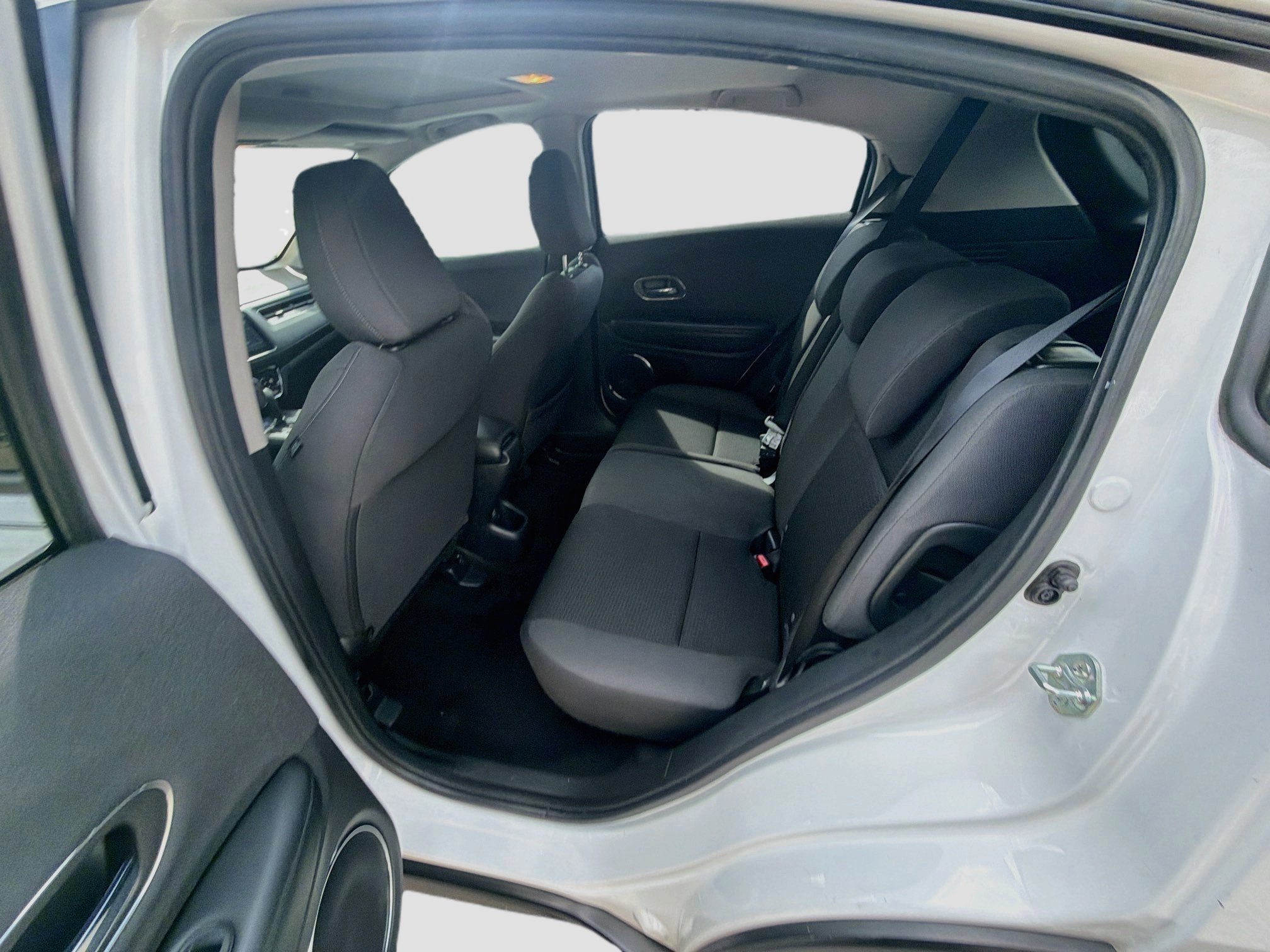 2022 Honda HR-V EX - Photo 22