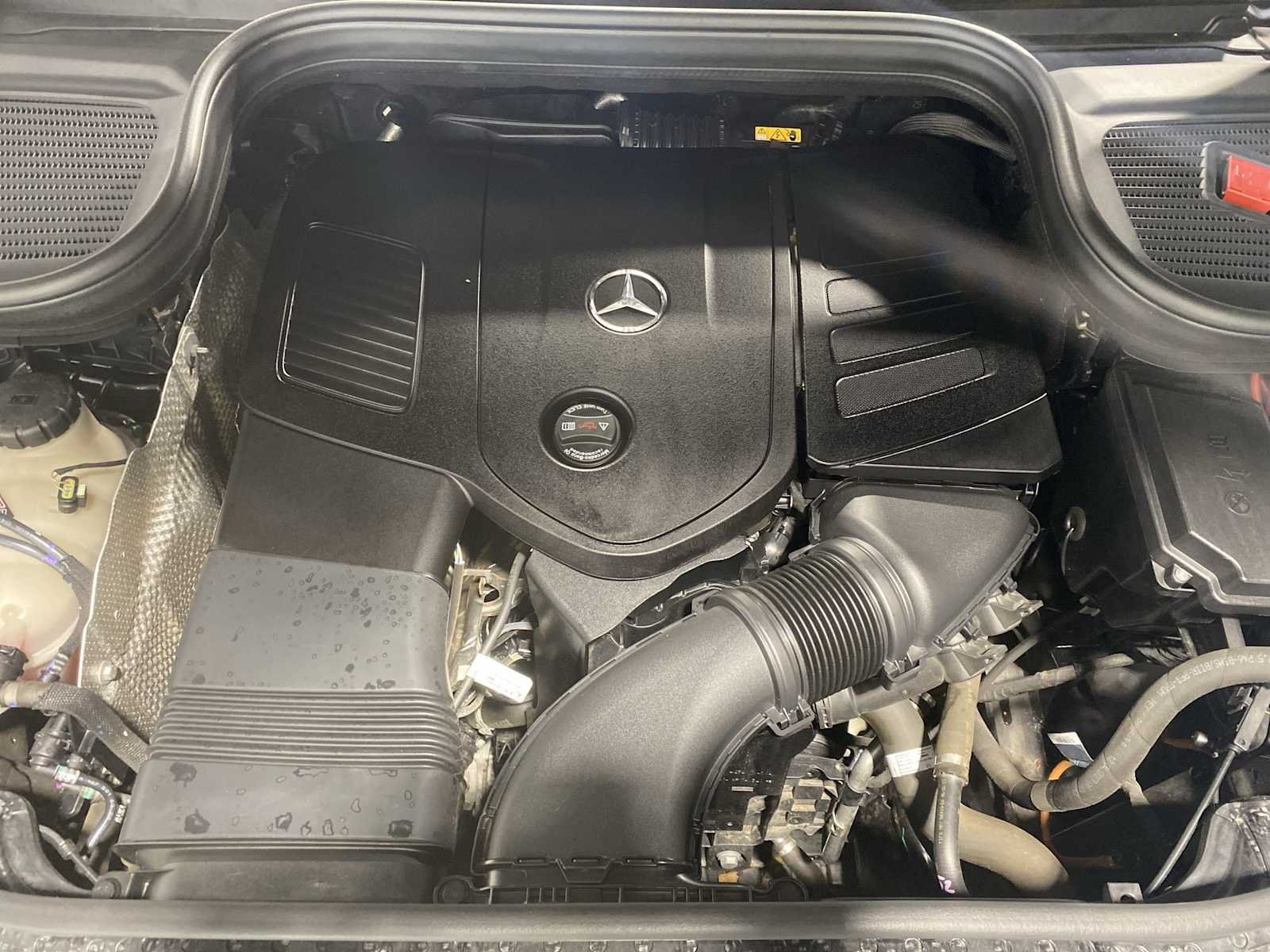Used 2024 Obsidian Black Metallic Mercedes-Benz GLE 350 image 9