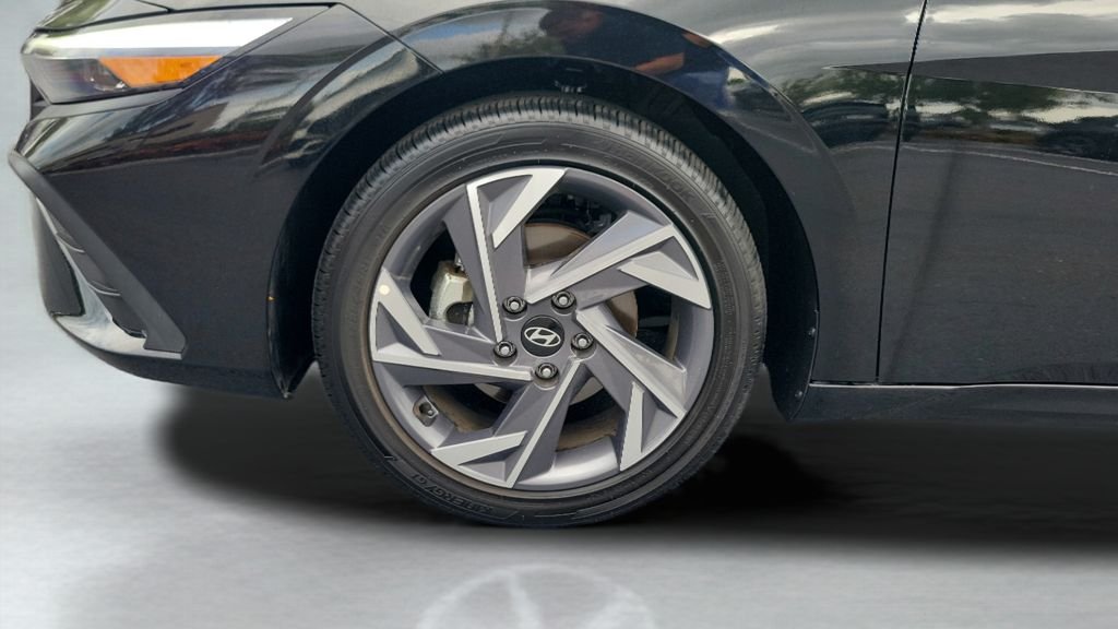 2025 Hyundai Elantra SEL - Photo 26