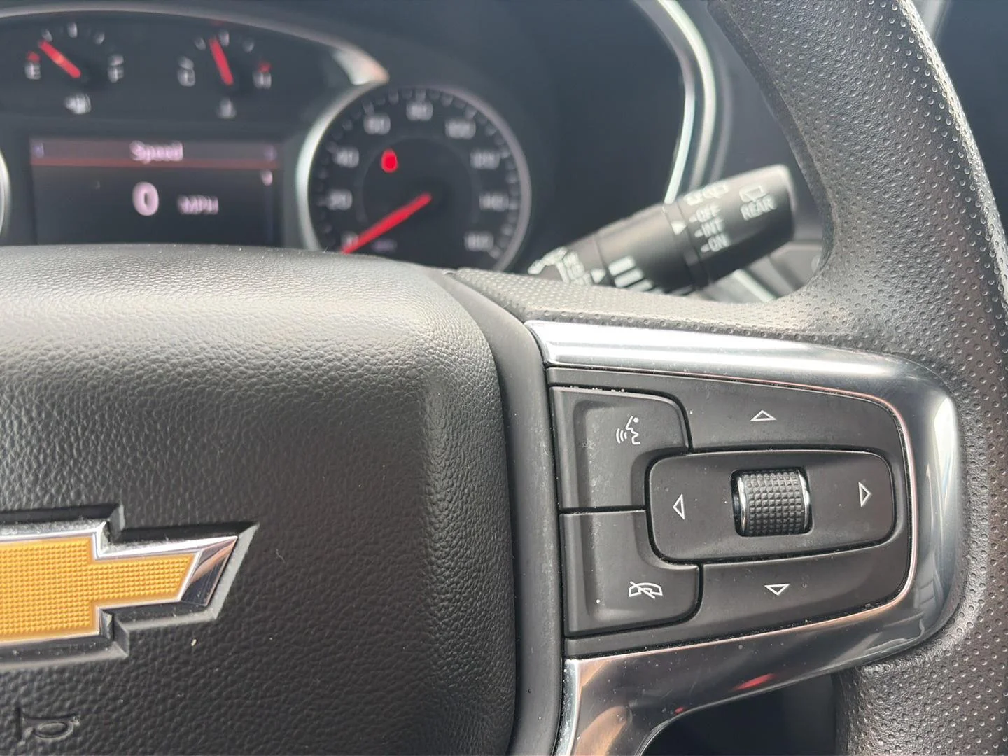 Used 2023 Summit White Chevrolet 2LT image 30