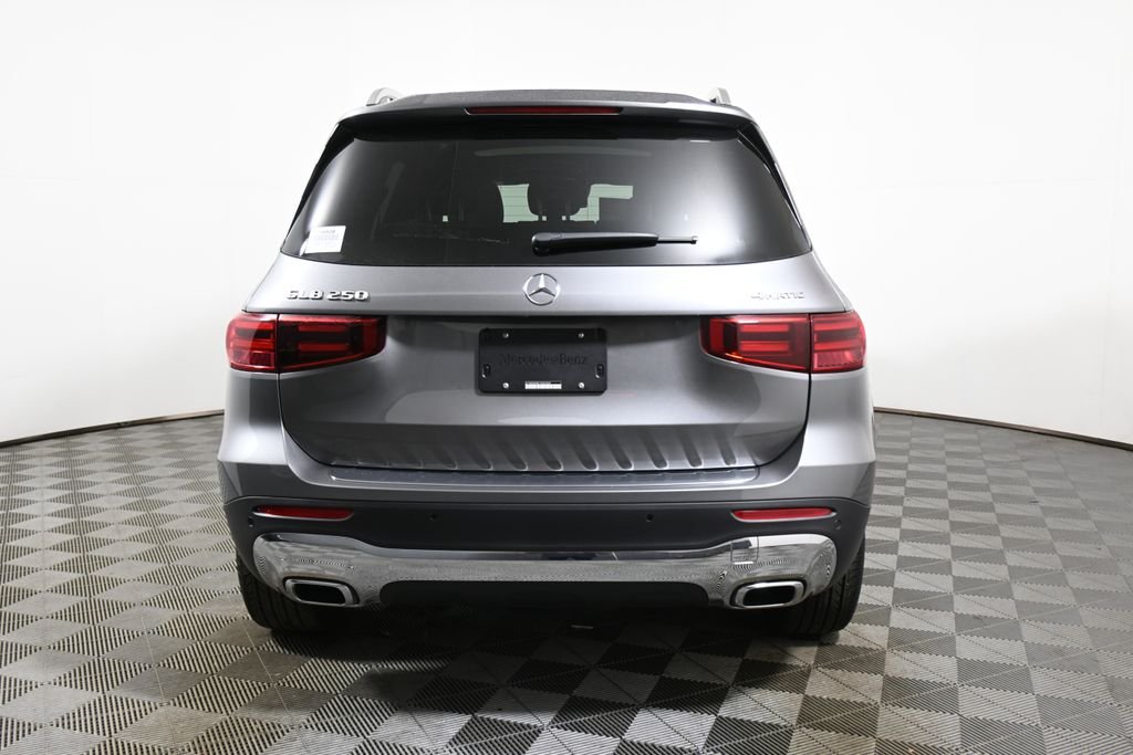2026 Mercedes-Benz GLB GLB 250 - Photo 6