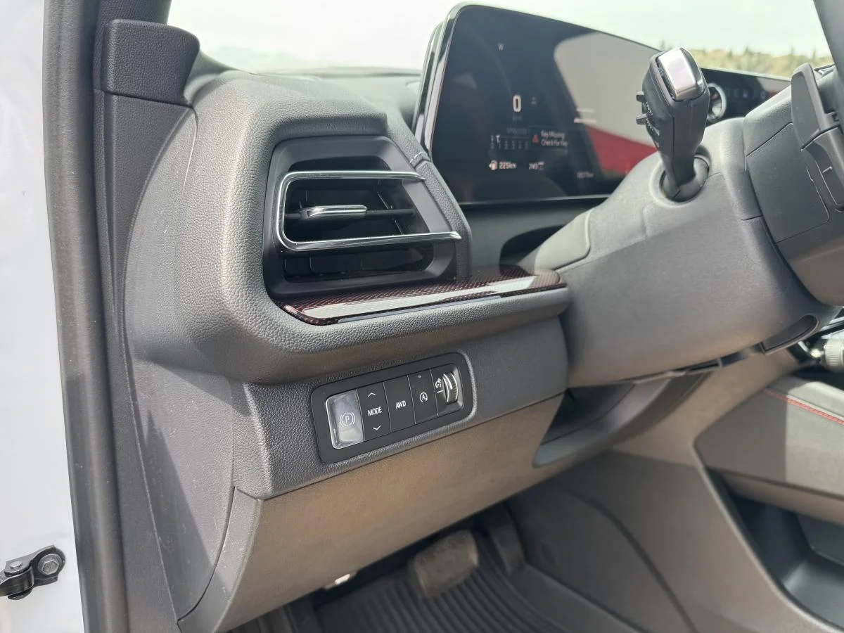 Used 2026 White Chevrolet Z71 image 16