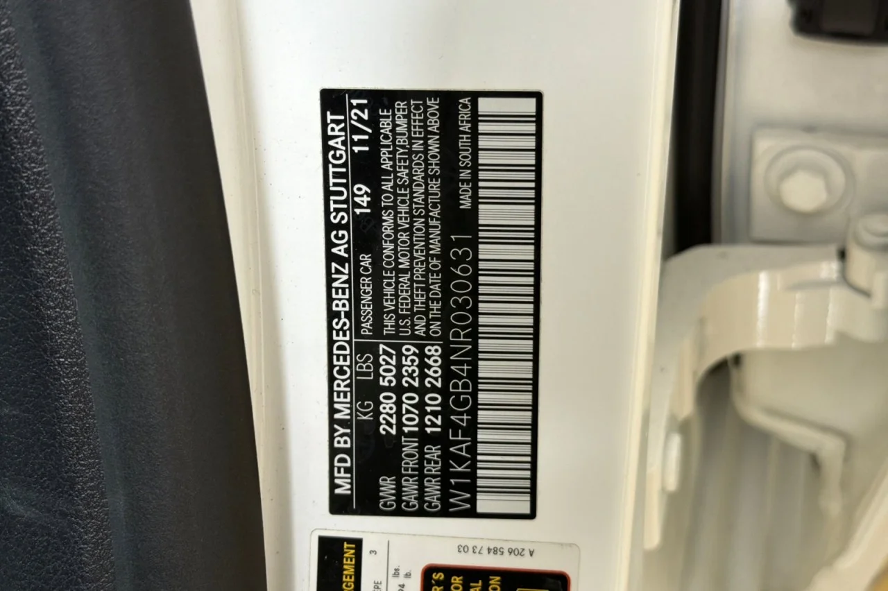 Used 2022 Polar White Mercedes-Benz C 300 image 26