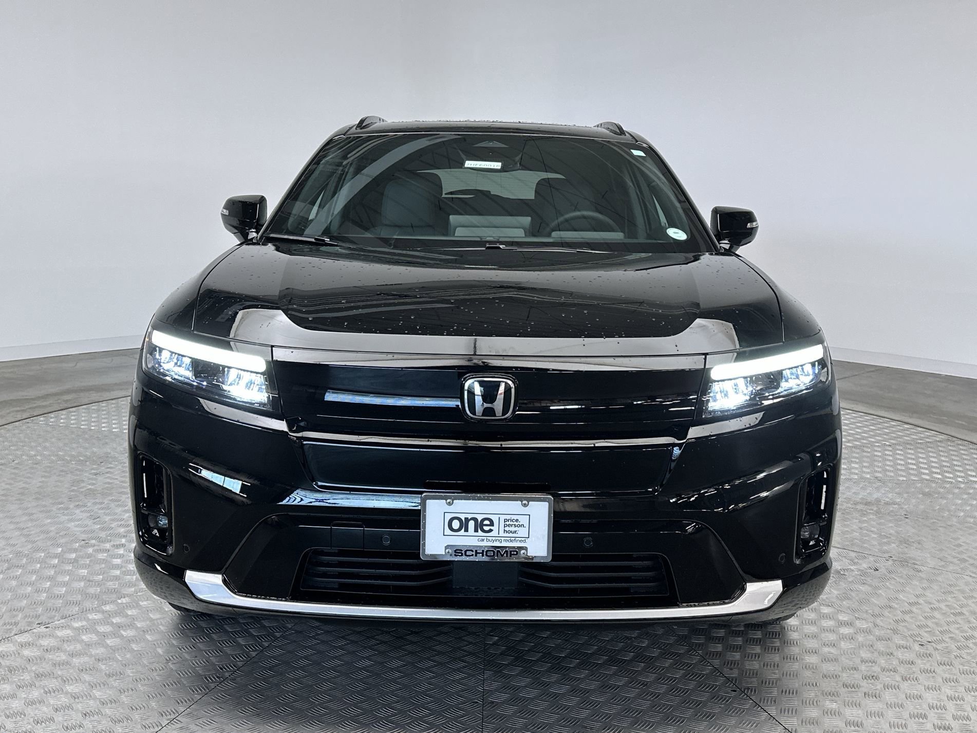 New 2026 Raven Black Honda Touring image 28