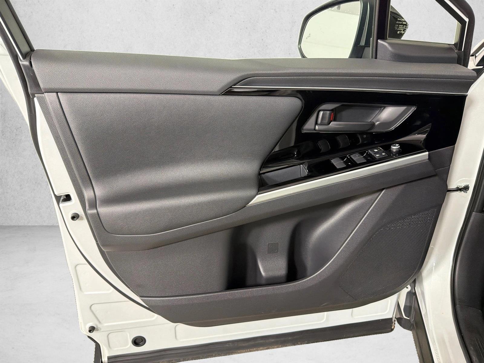 Used 2024 White Toyota XLE image 22