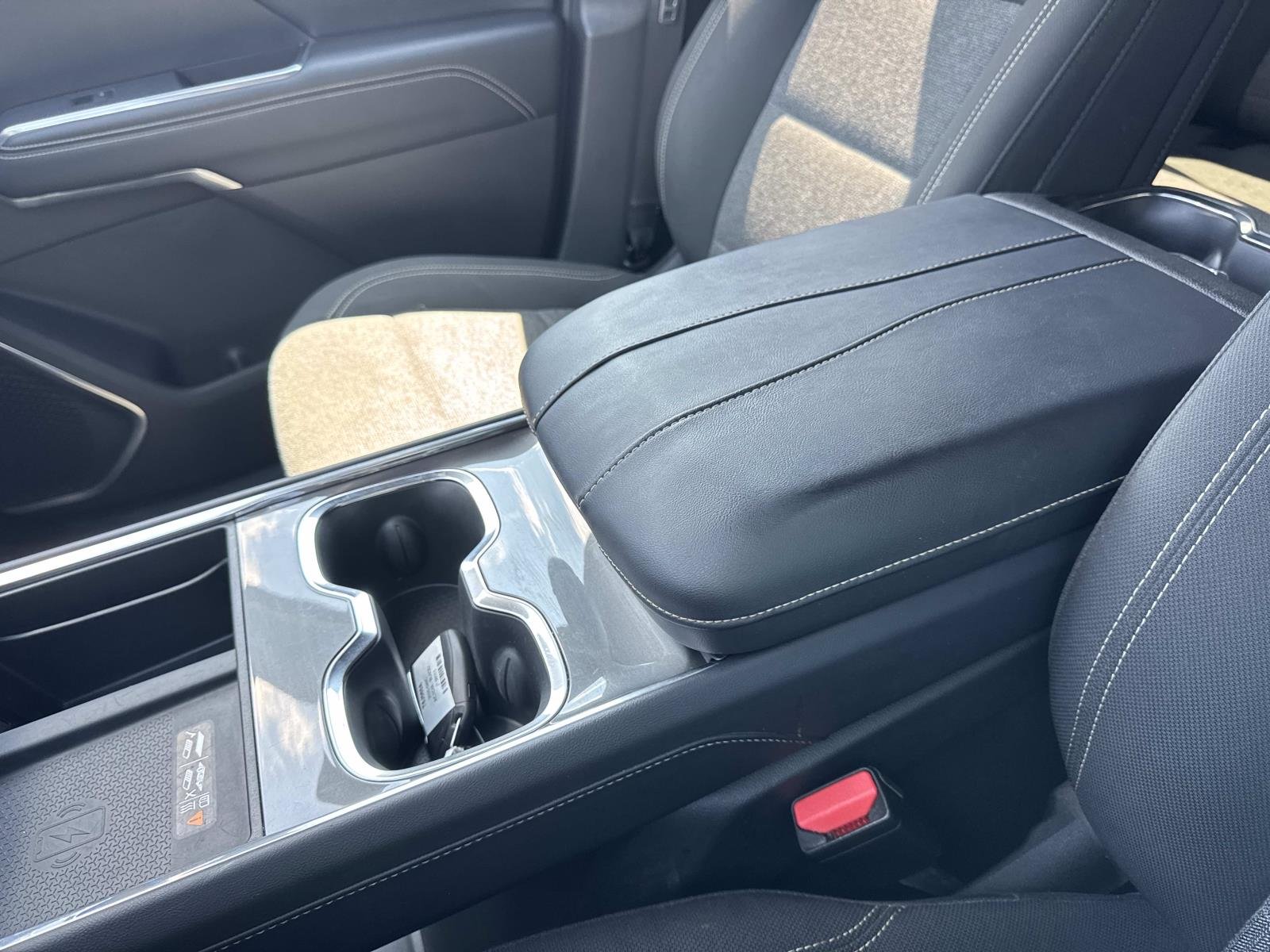 Used 2025 Black GMC FWD Elevation image 26