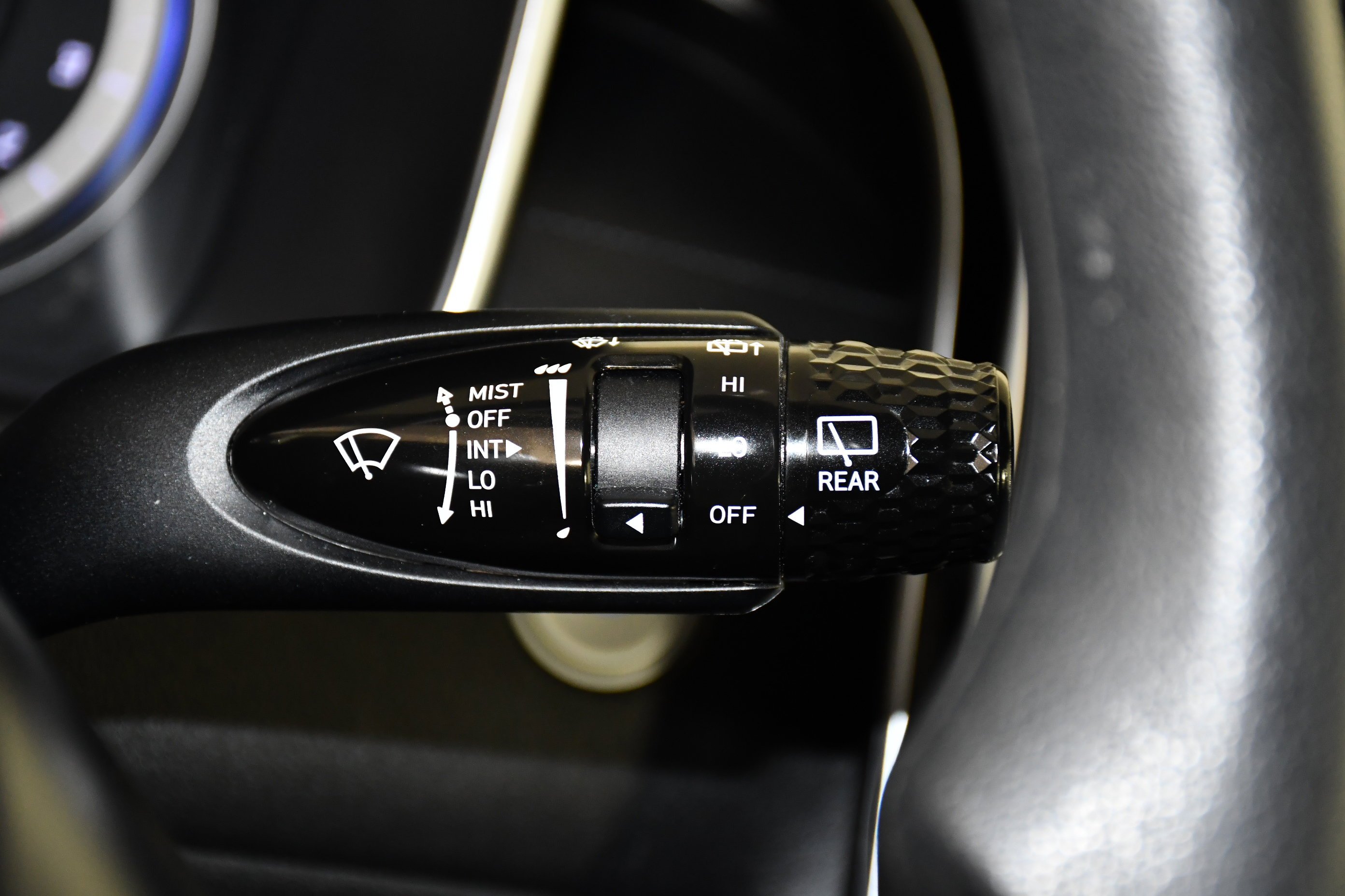 Used 2024 Dark Gray Metallic Hyundai SEL image 24