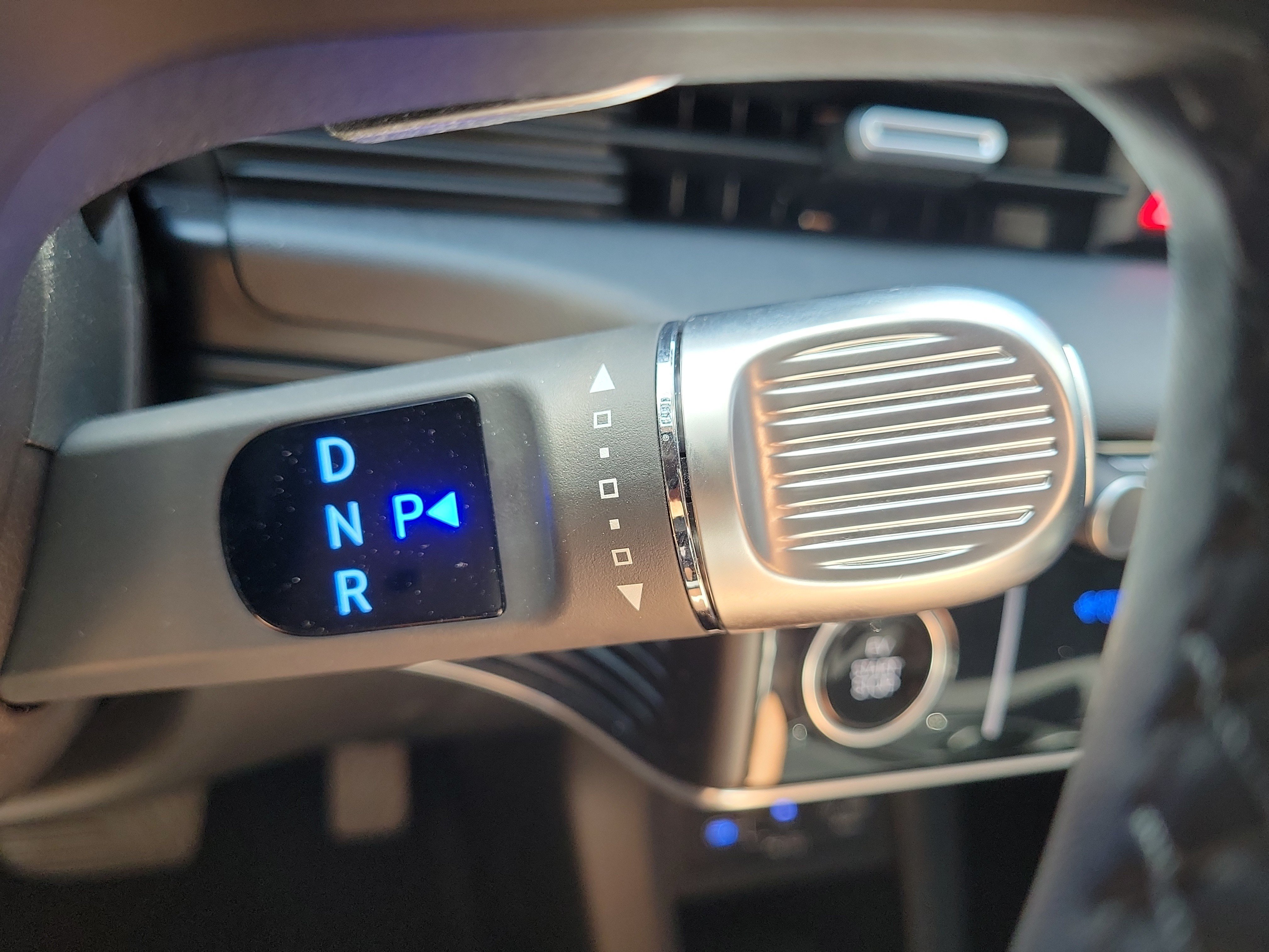 Used 2025 Teal Hyundai SE image 28