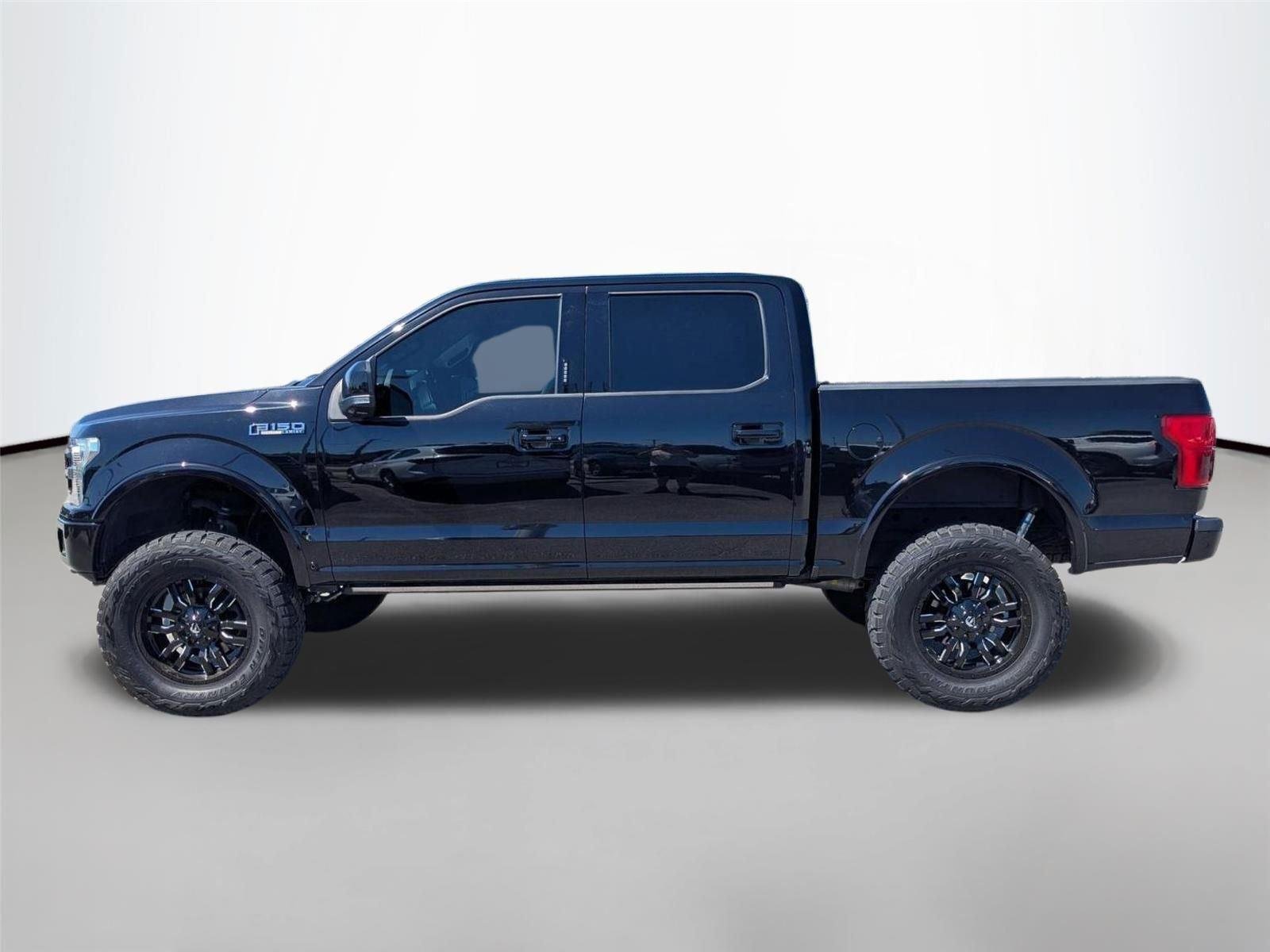 Used 2020 Agate Black Metallic Ford LARIAT image 8