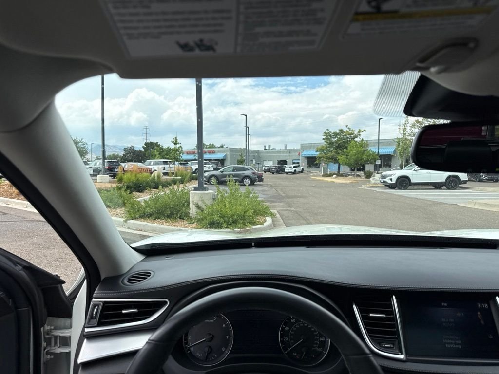 Used 2021 Majestic INFINITI LUXE image 13