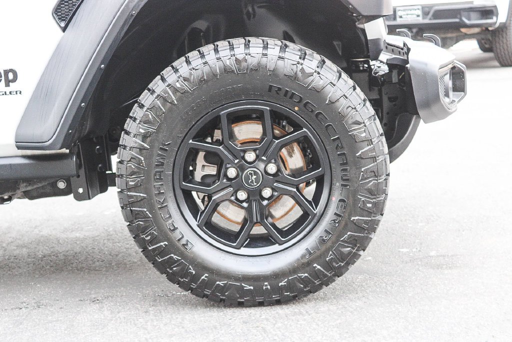 2025 Jeep Wrangler 4-Door Willys - Photo 11
