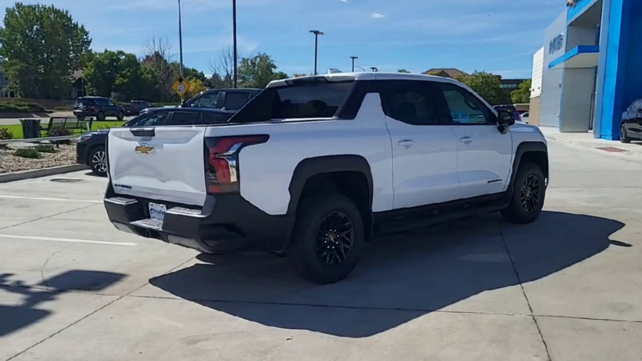 2026 Chevrolet Silverado EV LT - Photo 47