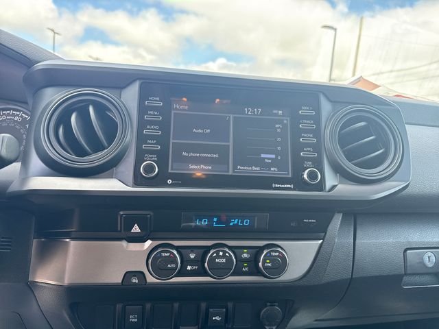 Used 2022 White Toyota SR image 18