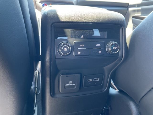 Used 2022 White GMC AT4 image 21