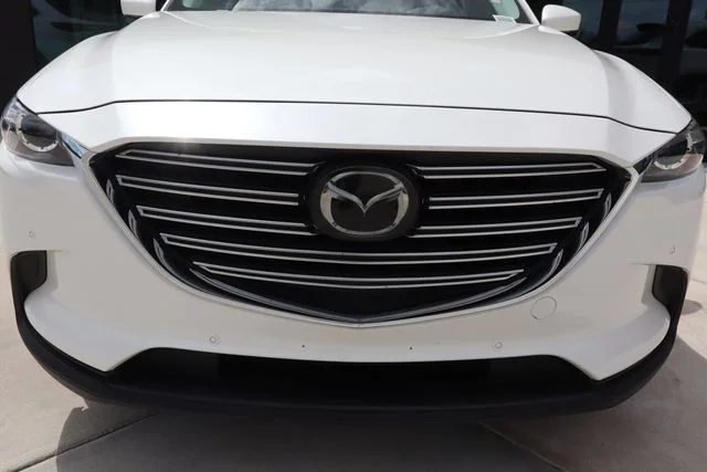 Used 2021 Snowflake White Pearl Mazda Touring image 19