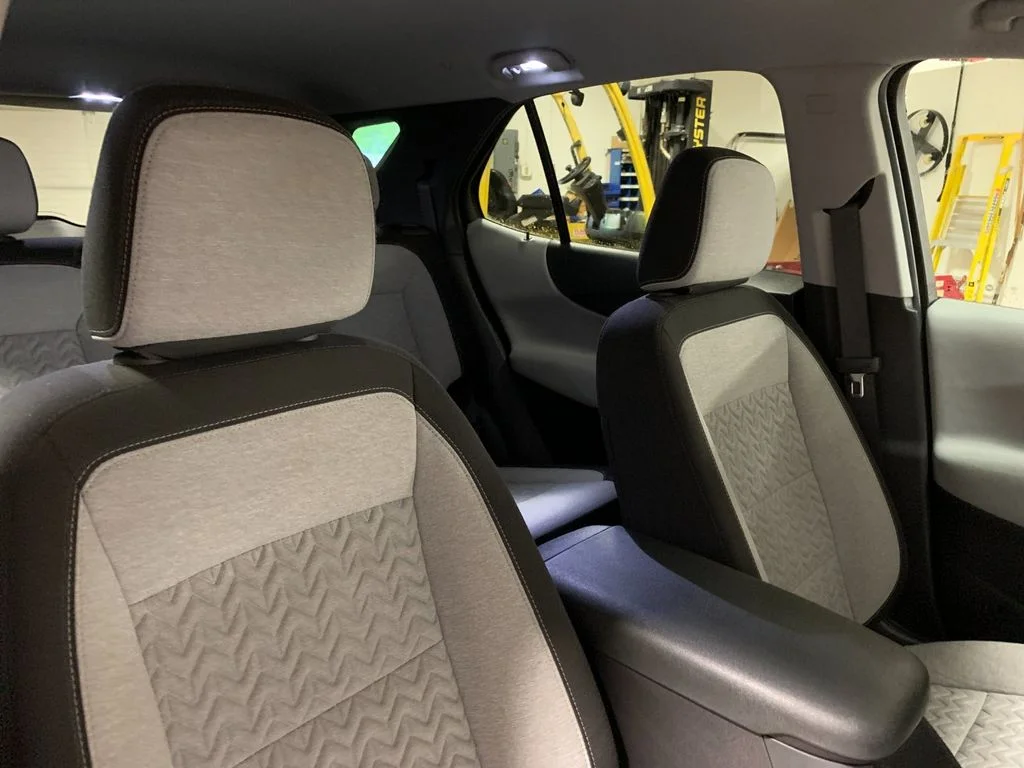 Used 2022 Silver Chevrolet LS image 19
