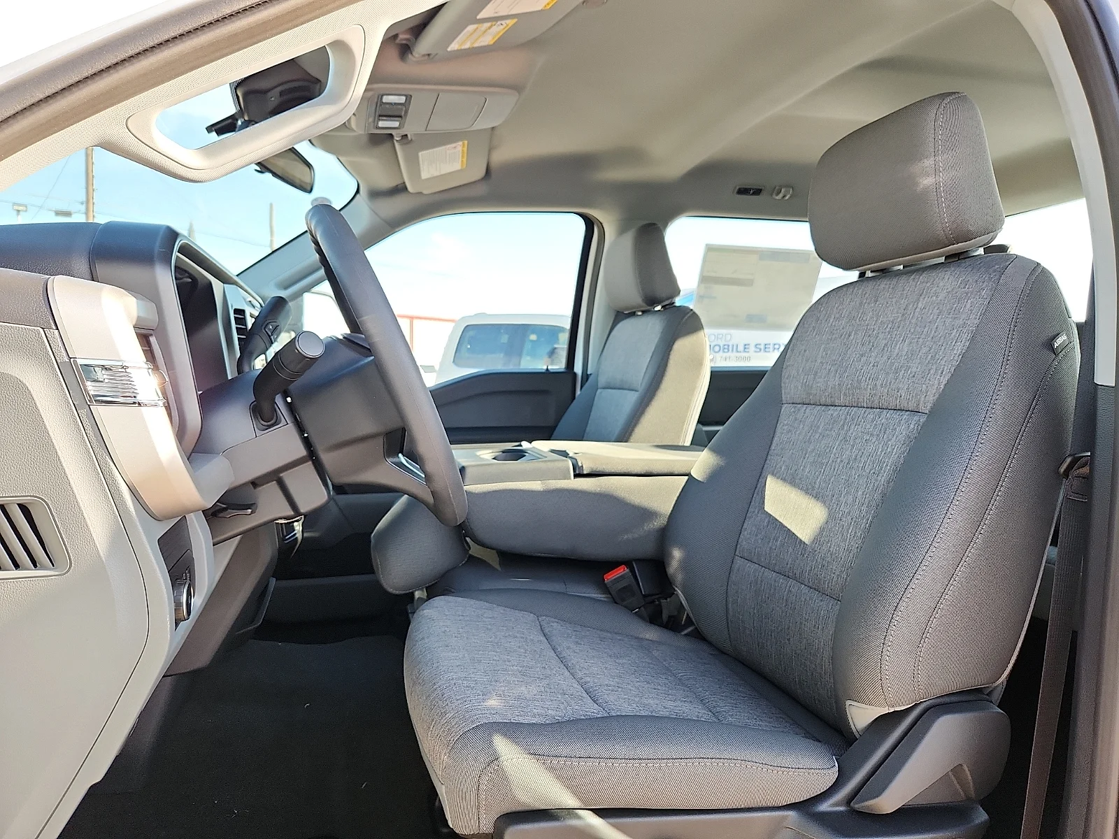 New 2027 Oxford White Ford XL image 17