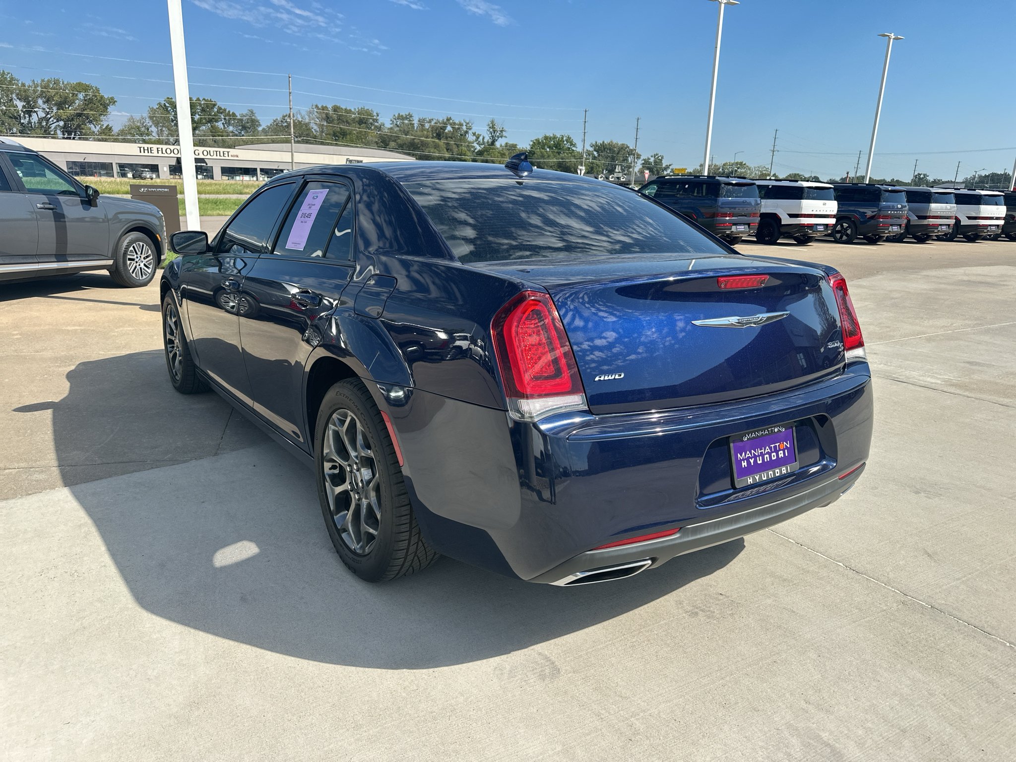 Used 2016 Jazz Blue Pearlcoat Chrysler Base image 11