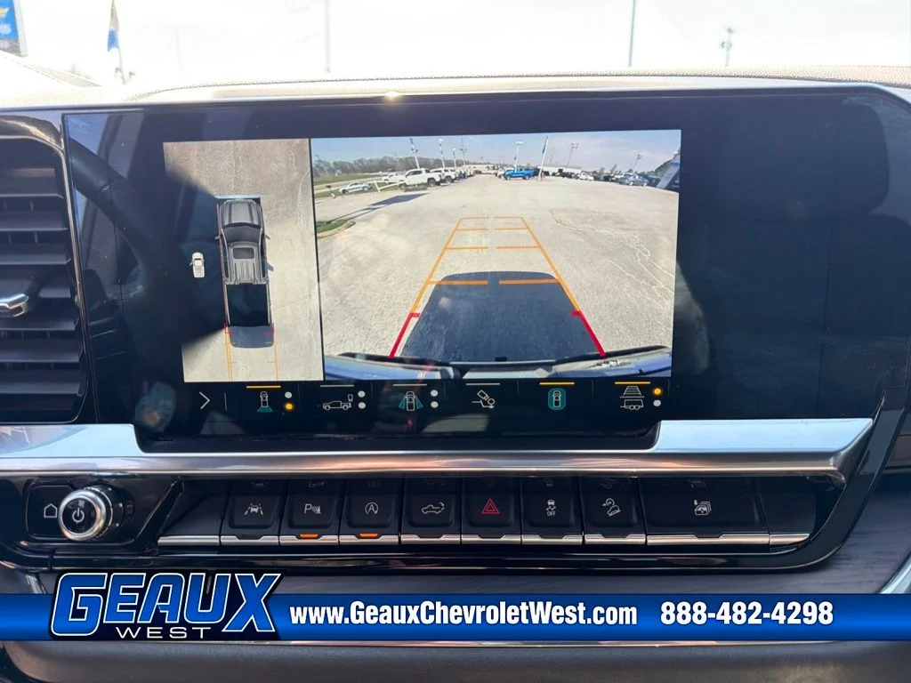 Used 2023 Red GMC SLT image 26