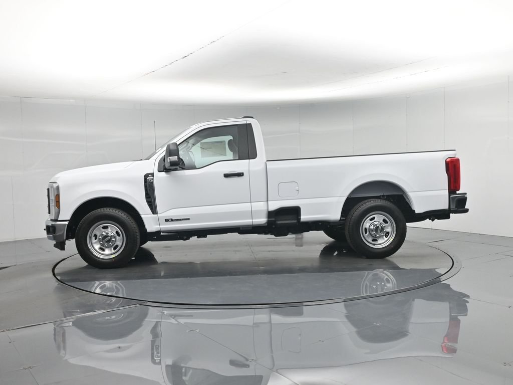 New 2026 Oxford White Ford XL image 24