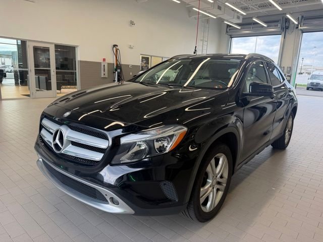 Used 2016 Black Mercedes-Benz GLA 250 image 7