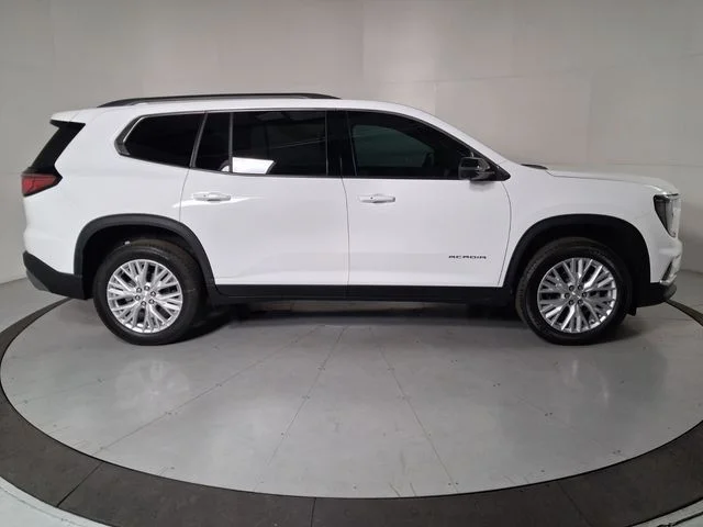 2026 GMC Acadia Elevation - Photo 3