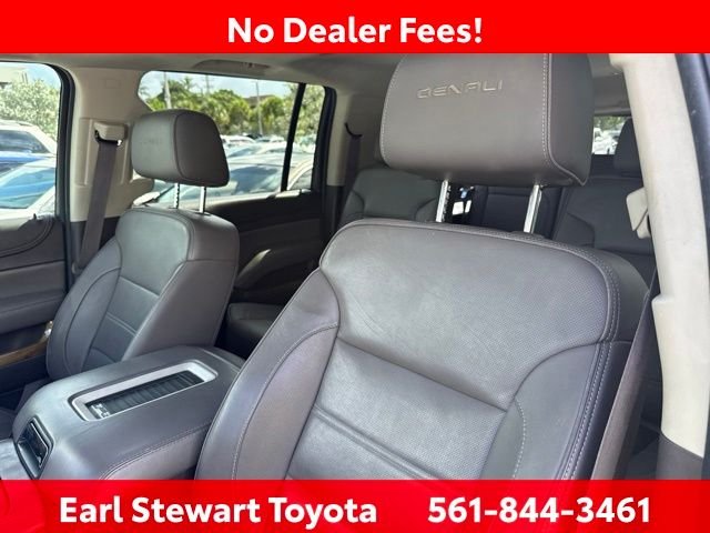 Used 2017 Silver GMC Denali image 24
