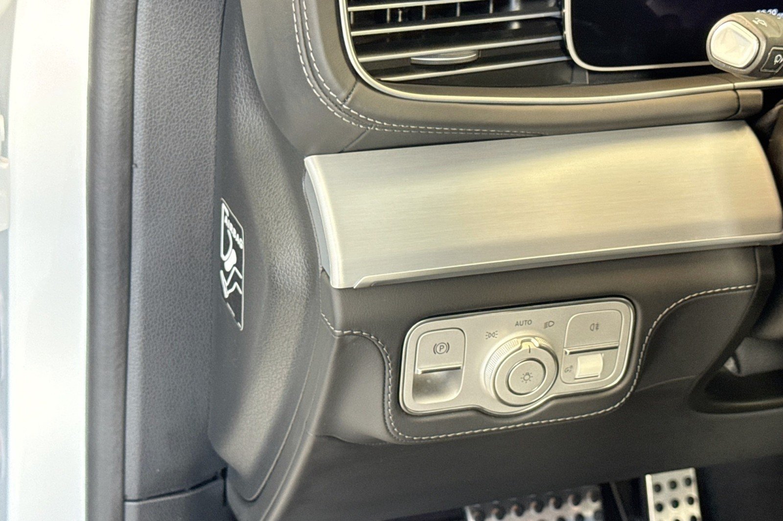 Certified Used 2024 Polar White Mercedes-Benz AMG® GLE 63 S 4MATIC+ Coupe image 10