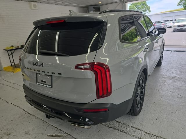 Certified Used 2022 Gray Kia SX image 5