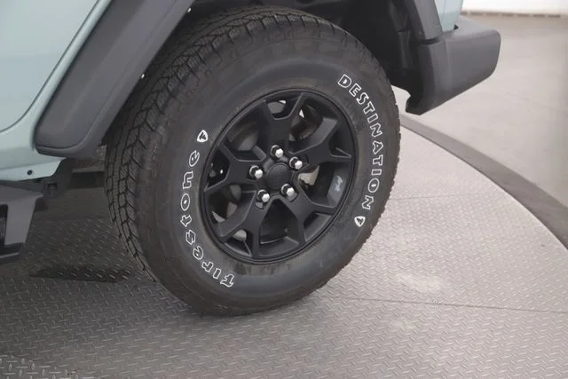 Used 2023 Gray Jeep Willys image 14