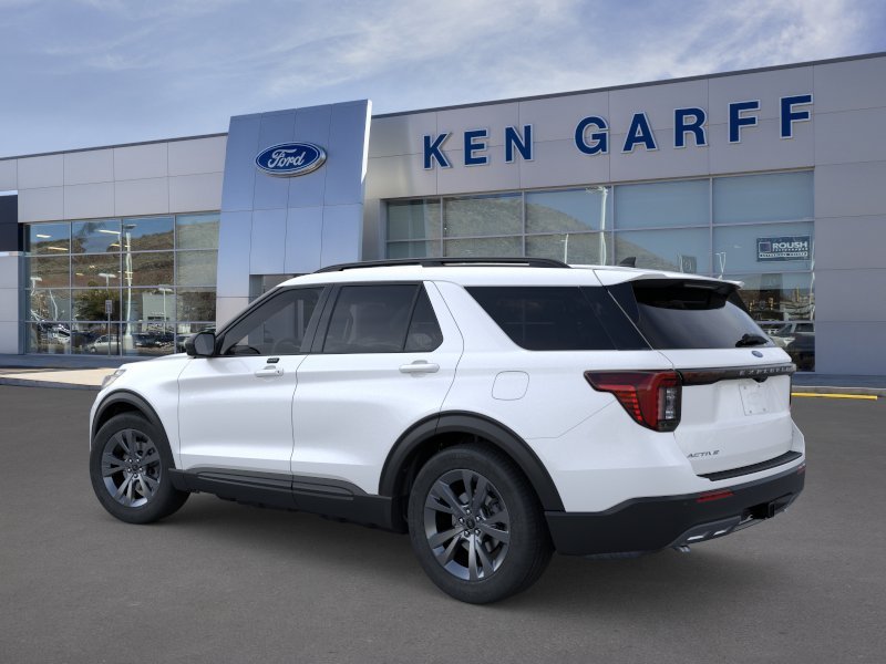 New 2026 Star White Metallic Tri-Coat Ford Active image 4