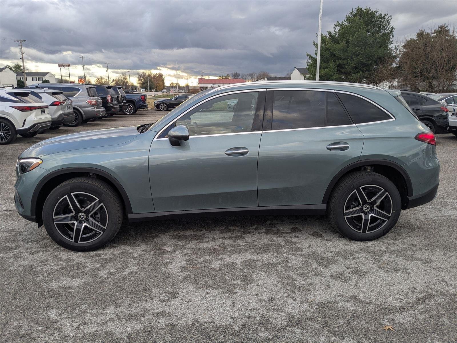 New 2026 Verde Silver Metallic Mercedes-Benz GLC 300 image 8
