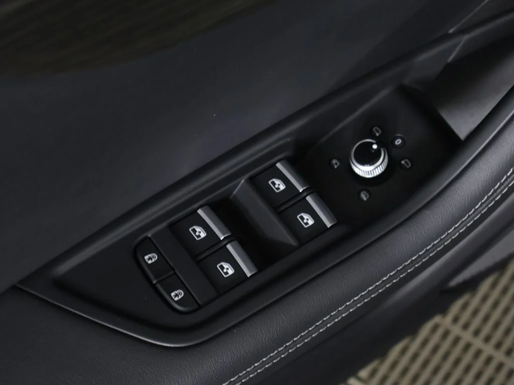 Used 2023 Black Metallic Audi 45 S line Premium Plus image 38