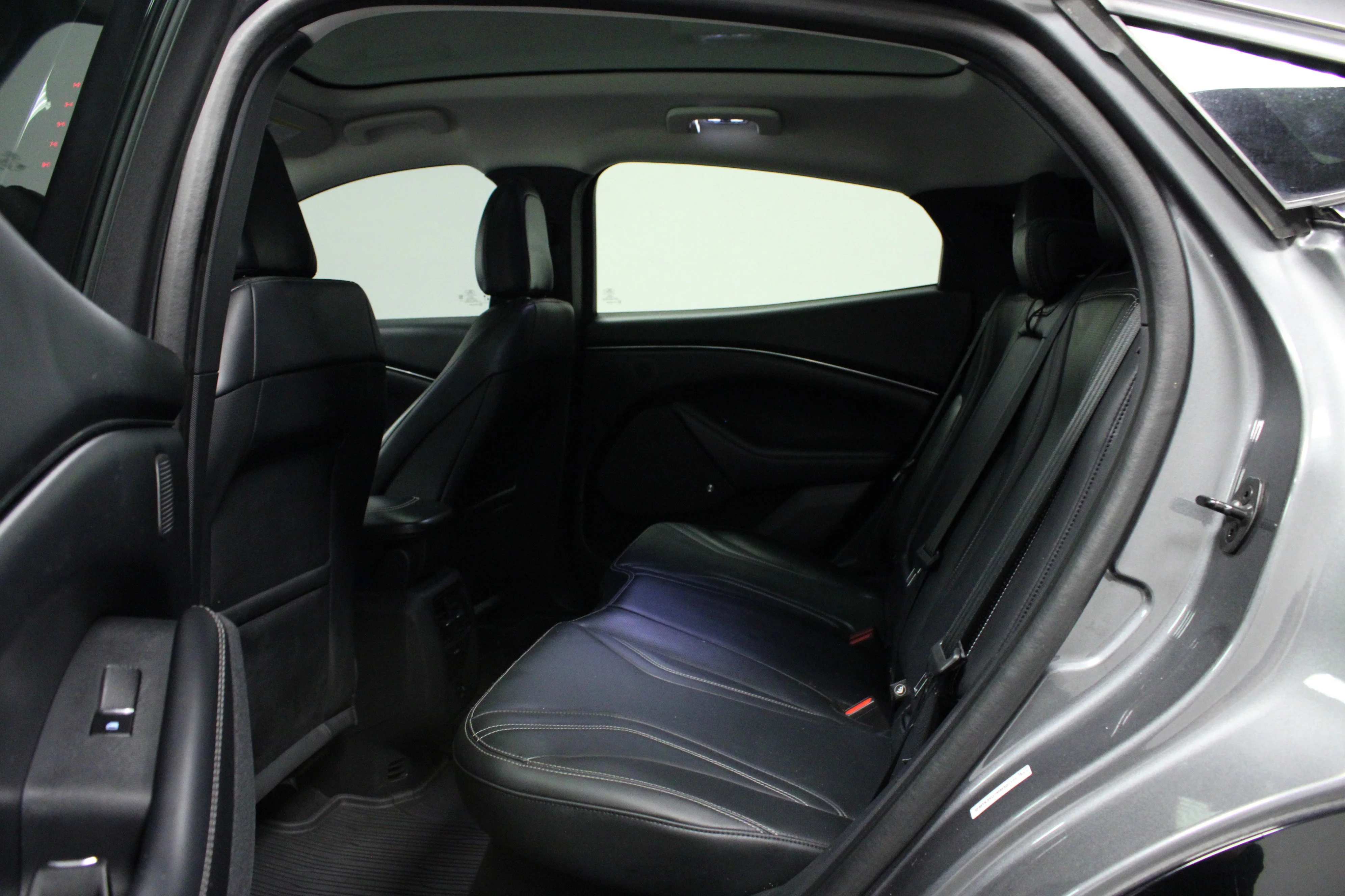 Used 2021 Gray Metallic Ford Premium image 13