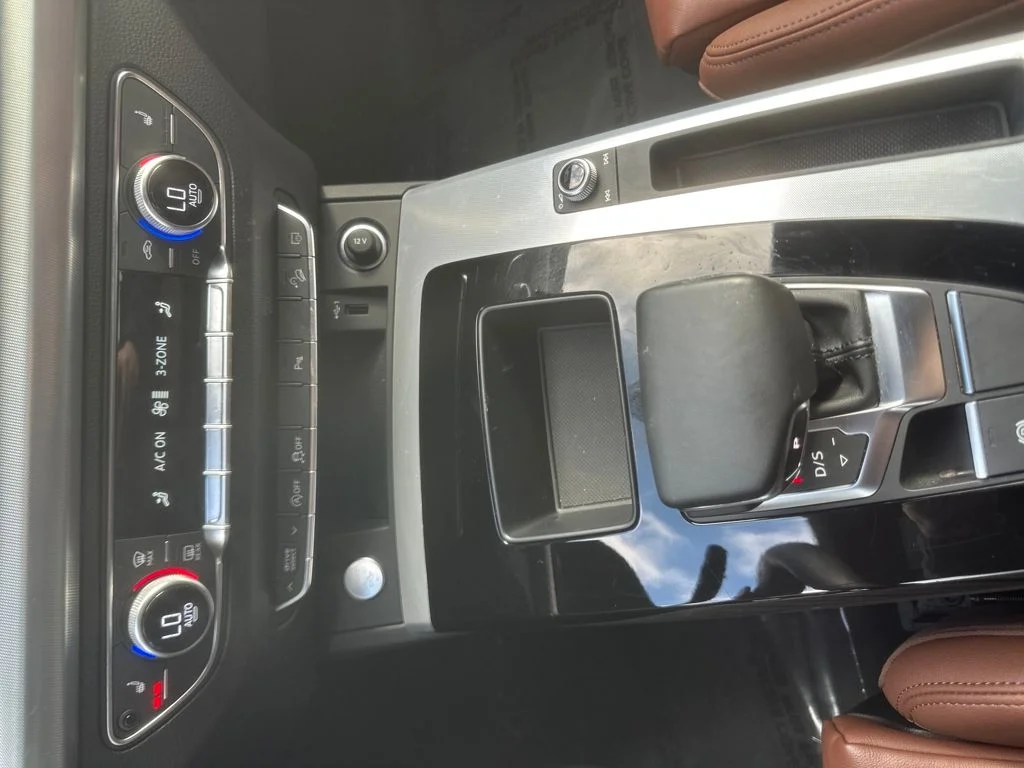 2025 Audi Q5 Premium - Photo 9
