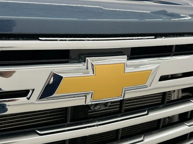 Used 2024 Blue Chevrolet High Country image 42