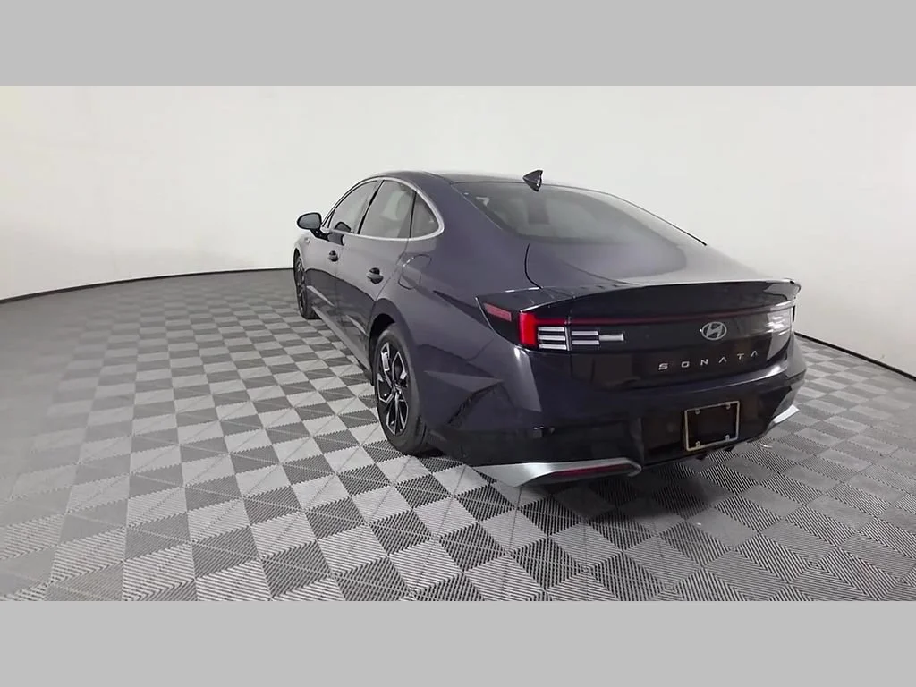 Used 2024 Carbon Blue Hyundai SEL image 41
