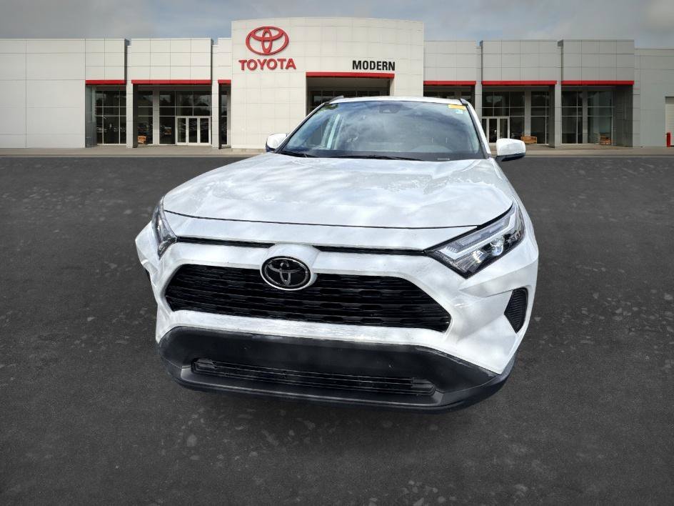 Used 2023 Ice Cap Toyota XLE image 5