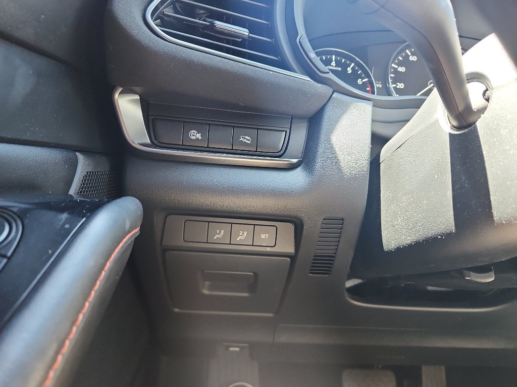 Used 2024 Zircon Sand Metallic Mazda 2.5 Carbon Turbo image 31