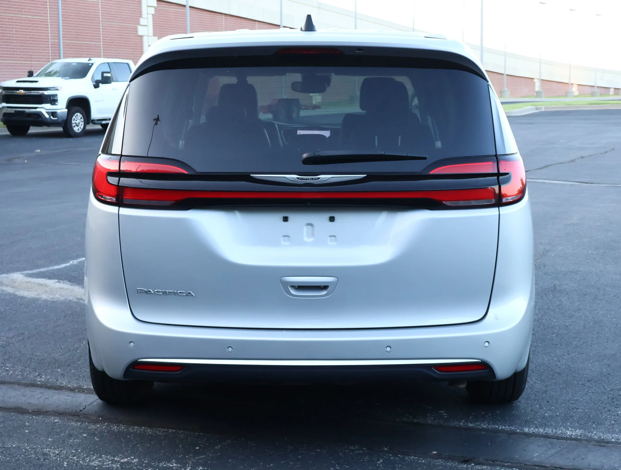 Used 2024 Silver Mist Cle Chrysler Touring L image 31