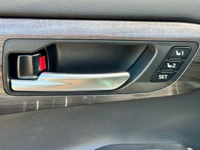Used 2023 Cypress Toyota Hybrid Limited image 21