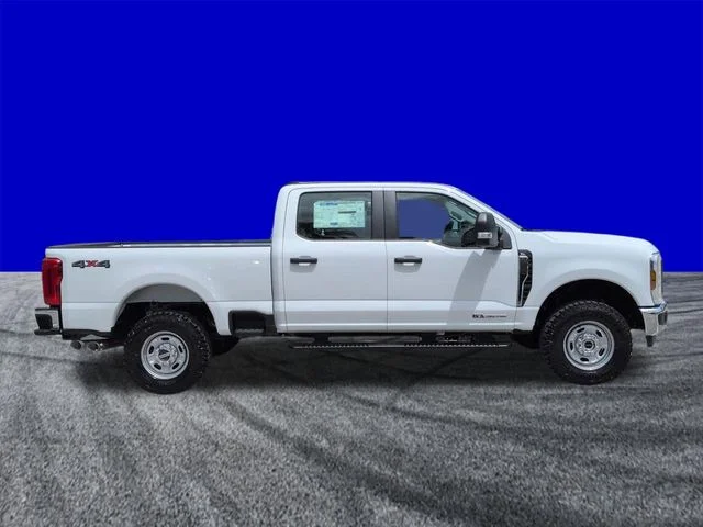 New 2026 Oxford White Ford F-250® XL image 3