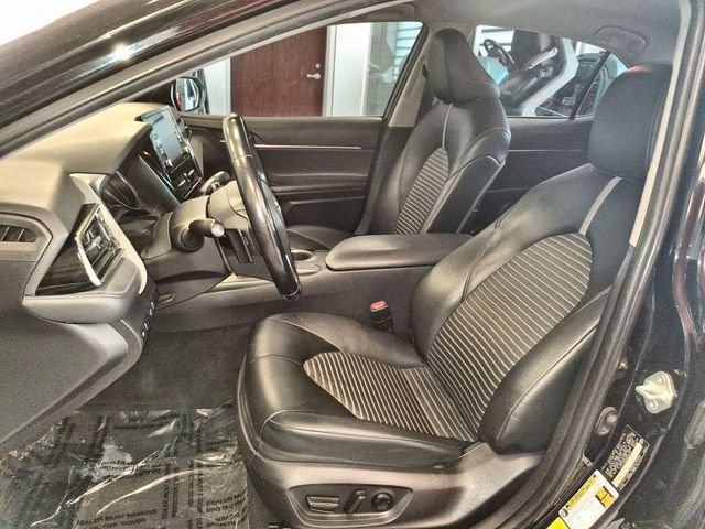 Used 2022 Black Toyota SE image 11