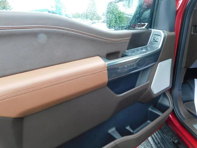 New 2026 Ruby Red Metallic Tinted Clearcoat Ford King Ranch® image 31